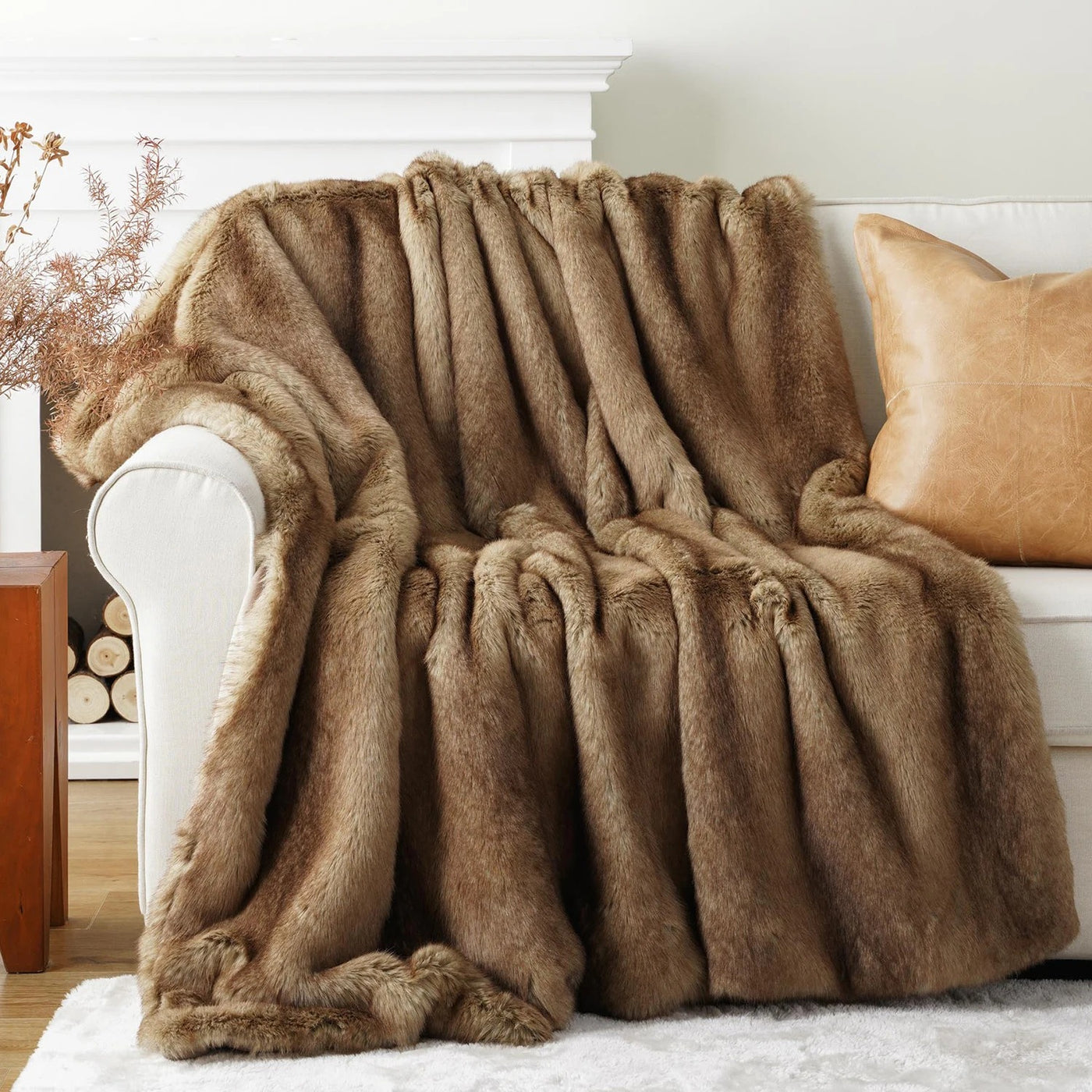 Elvane Luxe Faux Fur Blanket