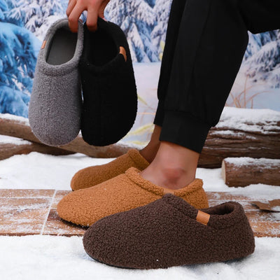 Norwyn Cozy Fleece Slippers