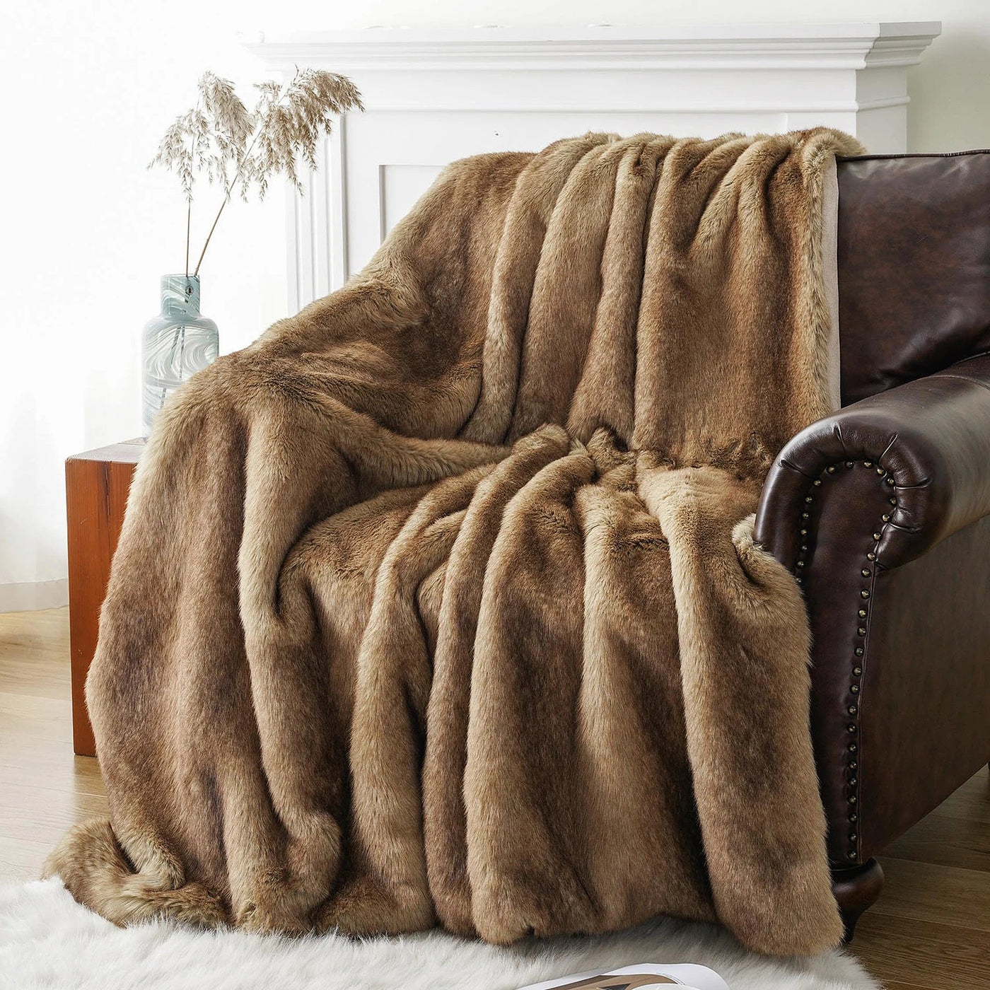 Elvane Luxe Faux Fur Blanket