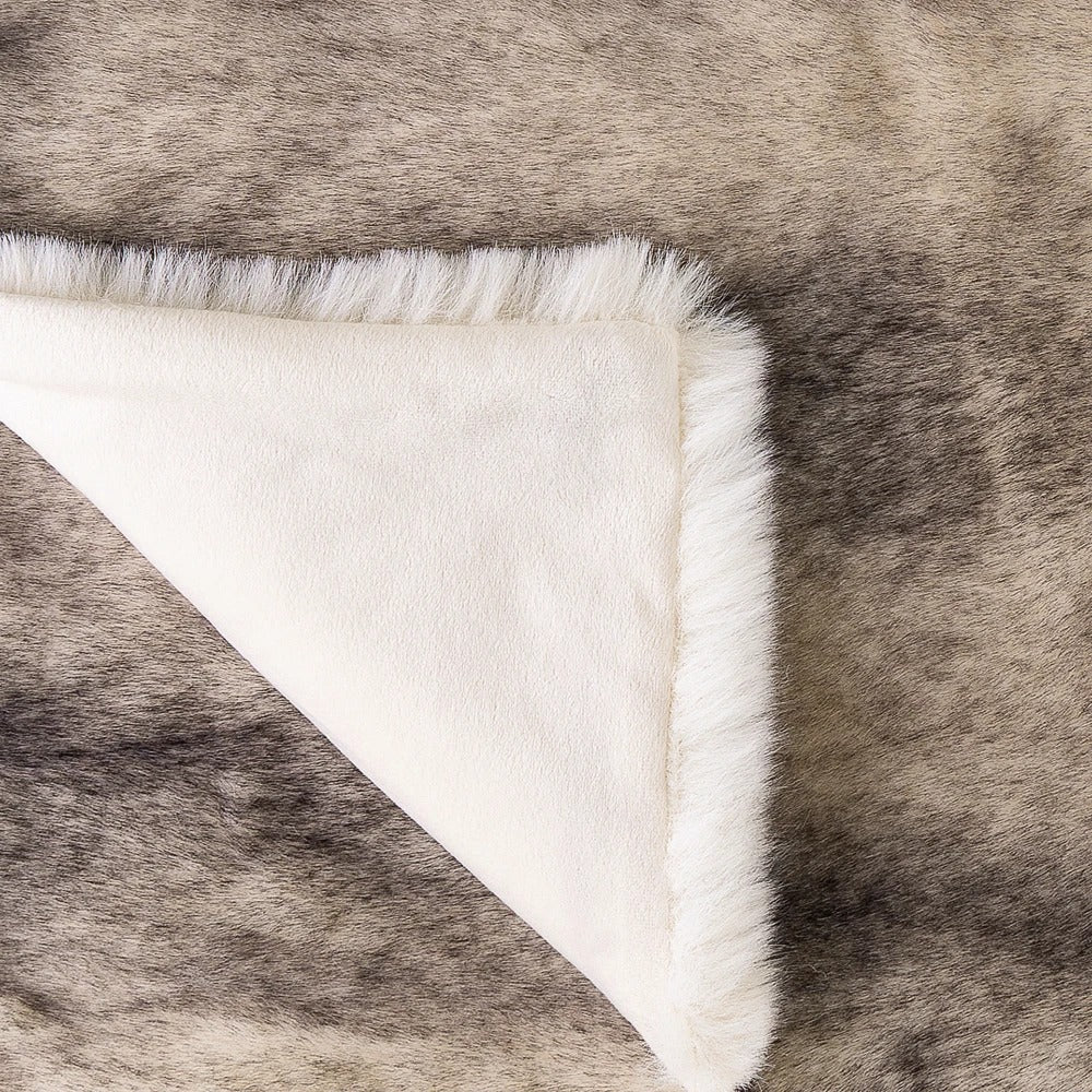 Elvane Luxe Faux Fur Blanket